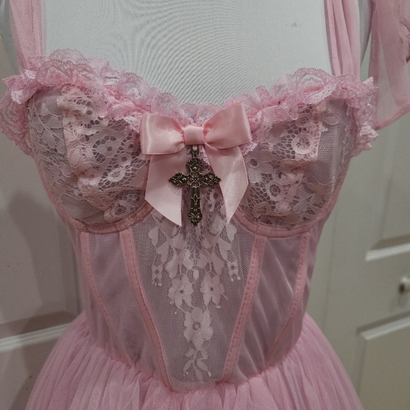 ~SOLD~Dolls Kill Widow Dance With Death Sleeveless Maxi Pink Tulle Lace Dress XS - Picture 10 of 10